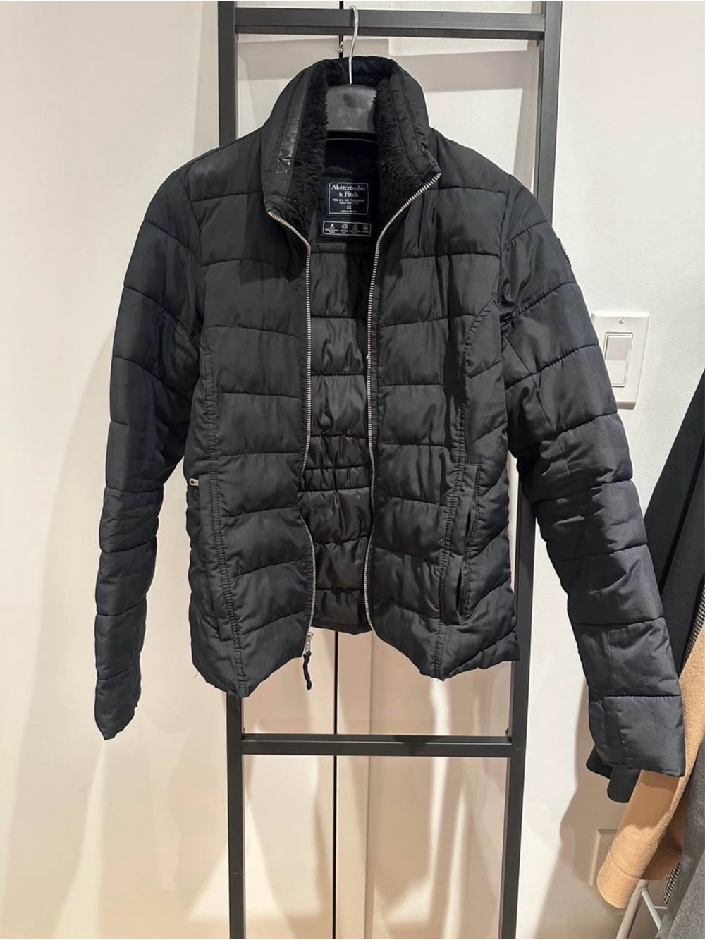 Abercrombie & Fitch Black Quilted Puffer Jacket with Stand Collar